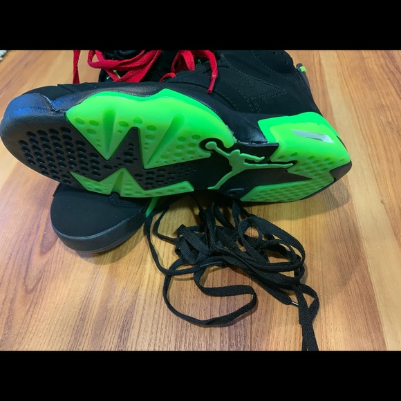 Air Jordan 6 - Picture 5 of 9